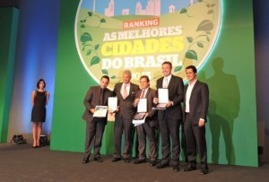 blumenau-premio-napoleao-e1442611648185-300x203