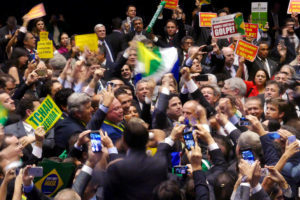 brunoaraujo_sessaoaprovaimpeachment_1-300x200