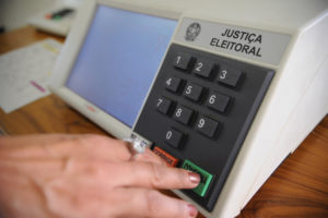 urnas-eletronicas-eleicoes-foto-fabio-rodrigues-pozzebom-agencia-brasil
