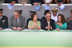 Machado prestigia evento ao lado de Maria e do prefeito João Alves
