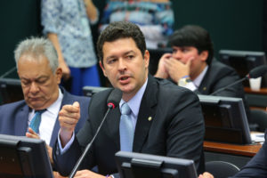 25117396642_4eae2e3668_k-betinho-gomes-300x200