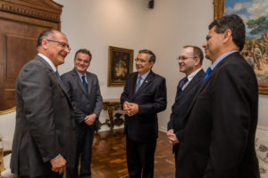 O Governador do Estado de São Paulo Dr. Geraldo Alckmin, recebe o Senador Eduardo Amorim. Local: São Paulo/SP. Data: 09/02/2017. Foto: Alexandre Carvalho/A2img