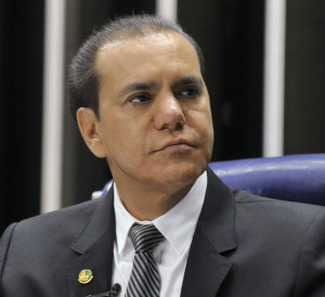 Senador Ataídes Oliveira: “Seguimos firmes no propósito de derrubar esses aumentos por causa não só da ilegalidade”