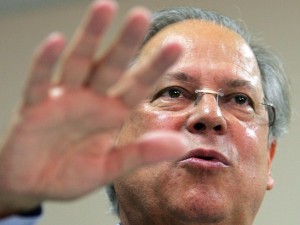 Ex-relator da CPI dos Correios lista na tribuna 12 provas contra Dirceu Foto-ABr-