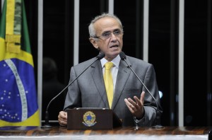 Senador Cícero Lucena (PSDB-PB) elogia derrubada dos vetos à Lei dos Royalties