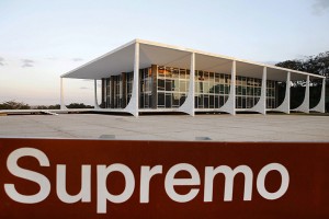 Pedidos para anular o acórdão, ou mudar o relator, “são pura militância política”