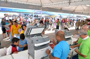 08-05-2013-Atendimento-Governo-Itinerante-Aparecida-de-Goiania-fotos-Eduardo-Ferreir60161
