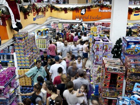 Walmart anuncia fechamento de 60 lojas no Brasil