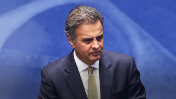 Aecio defende ajustes na reforma da previdência