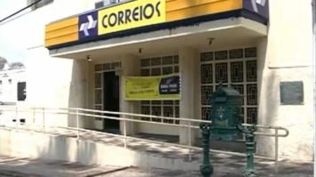 #pracegover: foto mostra fachada de agência dos Correios