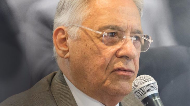 "Sair da crise", por Fernando Henrique Cardoso