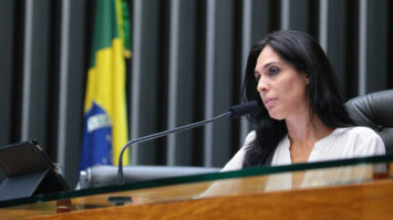 Câmara aprova projeto que disciplina adoção