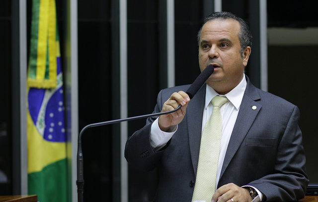 Caravana de Lula no Nordeste omite dados, diz Marinho