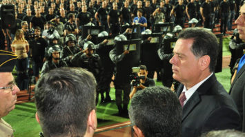 Marconi empossa mais de dois mil policiais em Goiás